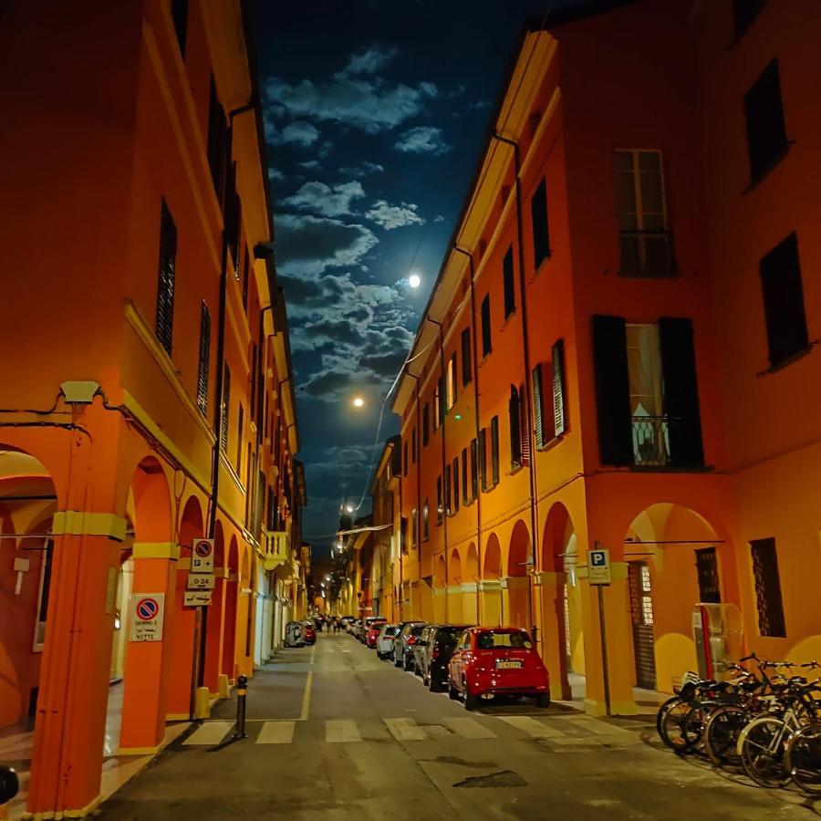 Casa Petronio Apartments Bologna Center Bagian luar foto